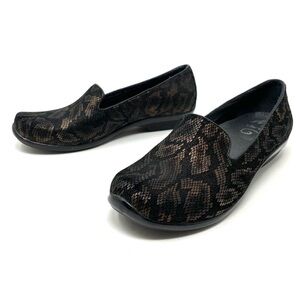 DANSKO flats bronze snake sz38